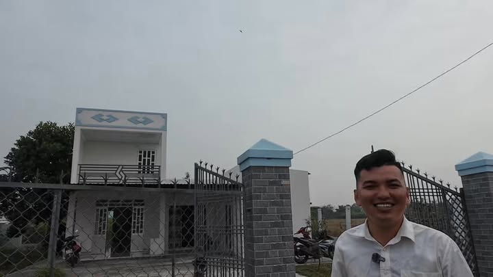 Nhà vườn 1 trệt 1 lầu xã Lạc Tấn, Tân Trụ 485m² chỉ 1.95 tỷ - Cơ hội không thể bỏ lỡ!