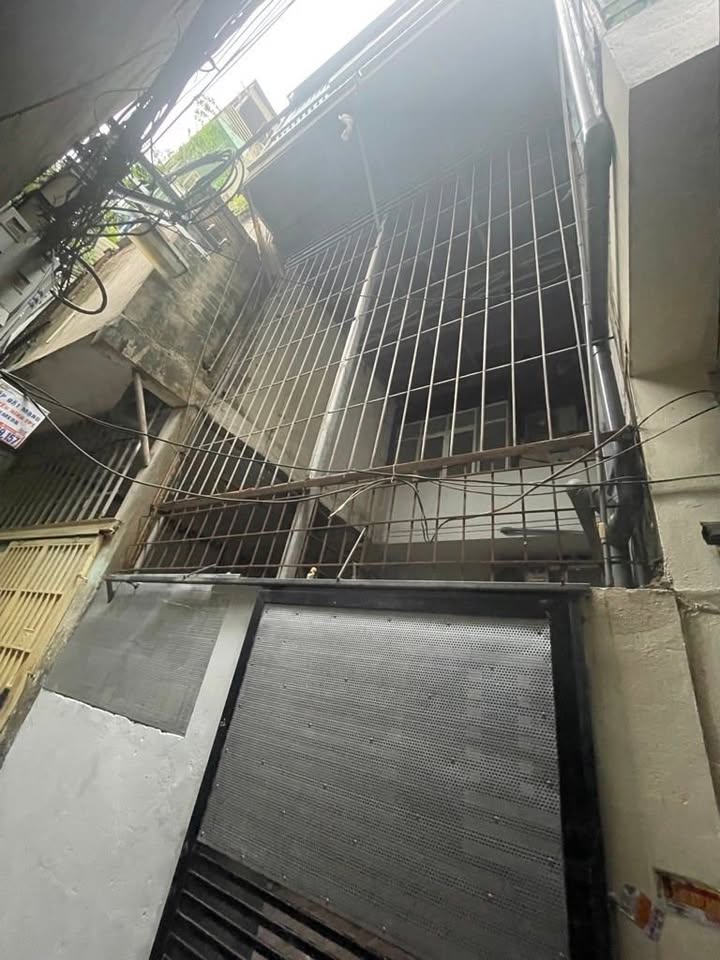 Nhà phố Trịnh Đình Cửu, Hoàng Mai 65m² giá 10.5 tỷ - Bán đất tặng nhà!