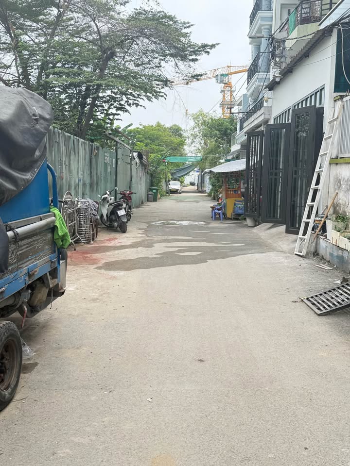 Đất hẻm xe hơi Huỳnh Tấn Phát, Phú Thuận, Q7 - Diện tích 57m², giá 5.25 tỷ, thương lượng!