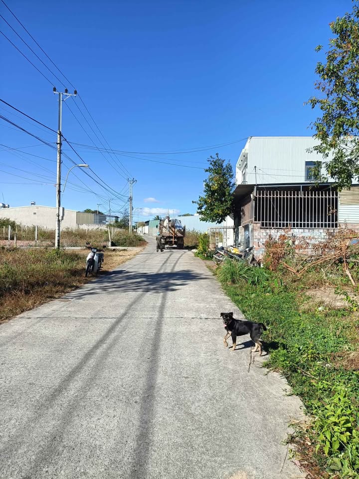 Đất thổ cư 240m² Thôn 9 Đắk Cấm Kon Tum giá 1 tỷ - Cơ hội đầu tư hấp dẫn!