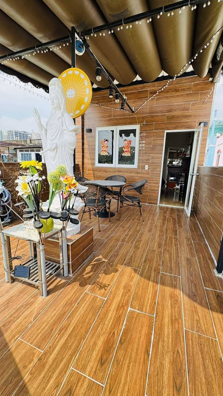 Nhà phố mặt tiền đường Thuận Kiều, quận 11, diện tích 39m², giá 13.5 tỷ - Đầu tư sinh lời ngay!