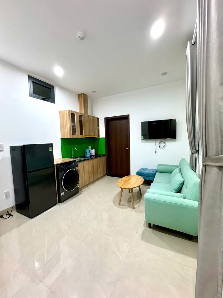 Căn hộ 1 phòng ngủ cho thuê tại Ngũ Hành Sơn - Đà Nẵng giá 9 triệu - Nội thất đầy đủ, ban công rộng rãi!