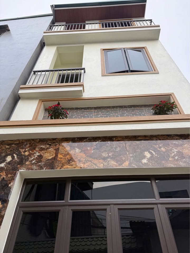 Nhà 3 tầng mới xây tại phường Đông Vệ, Thanh Hóa 45m² giá 2 tỷ - Nhanh tay chốt ngay!