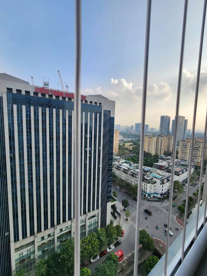 Căn hộ 1 ngủ tòa 30T Nam Trung Yên giá thỏa thuận - Nhà mới, vào ở ngay!