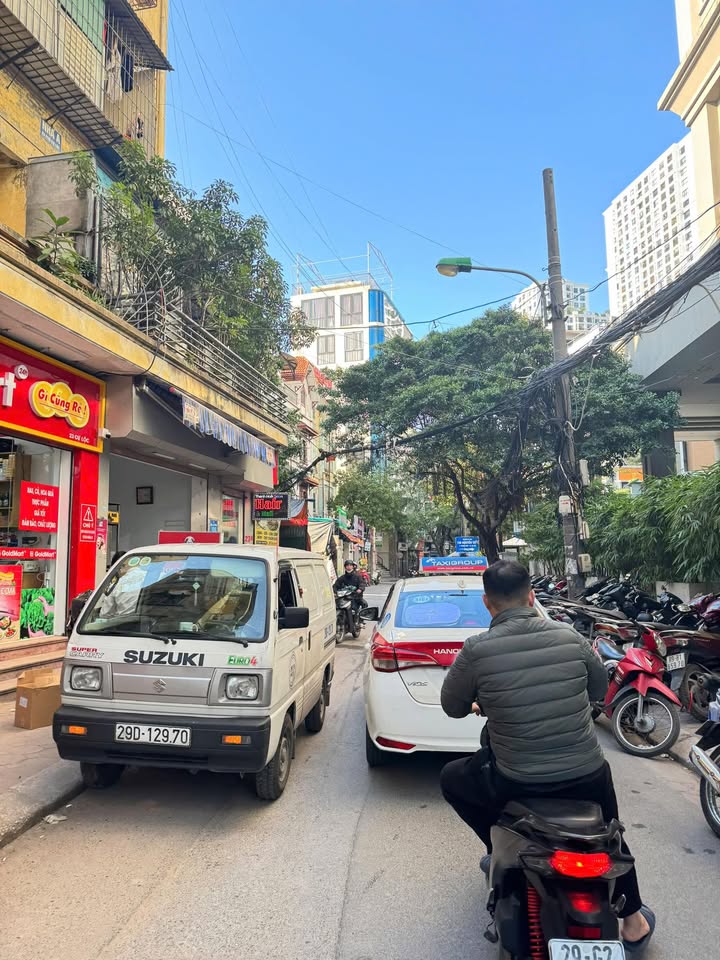 Bán đất Thạch Bàn Long Biên 100m² giá 10.3 tỷ - Tiềm năng kinh doanh vượt trội!