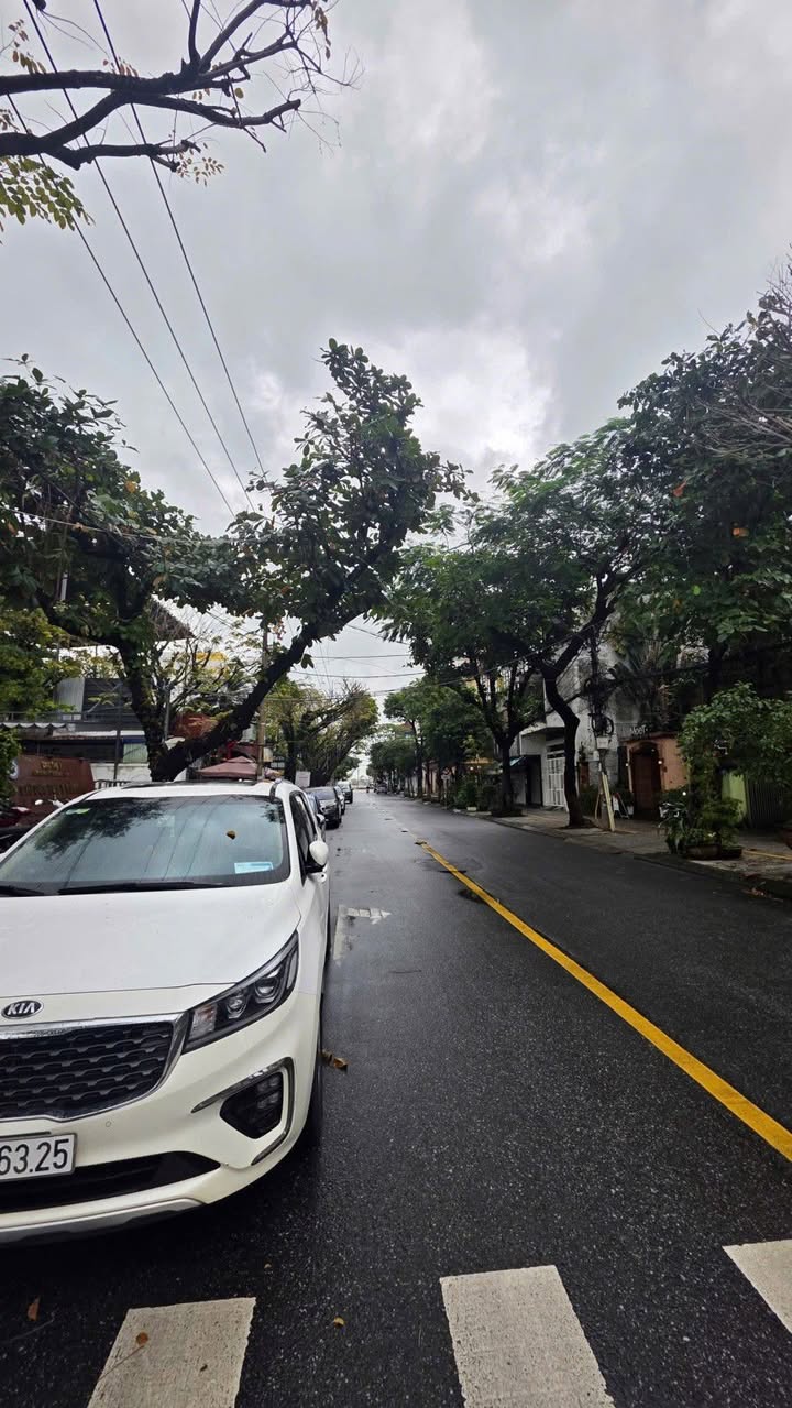 Nhà 2 tầng Trần Quý Cáp, Hải Châu 55.4m² giá 14.9 tỷ - Đầu tư sinh lời ngay!