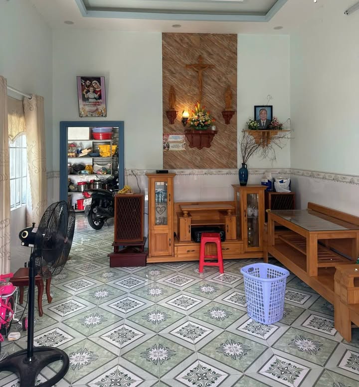 Nhà cấp 4 hẻm 4m Quốc lộ 1, Tân Biên 105m² giá 2.98 tỷ - Cơ hội đầu tư tuyệt vời!