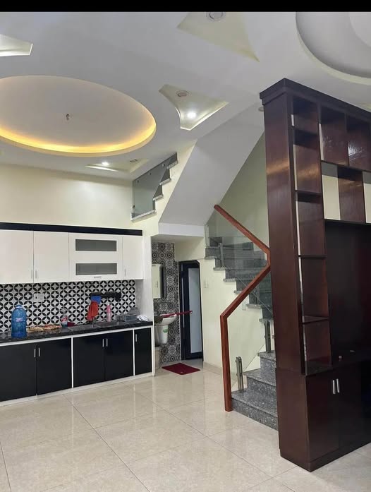 Nhà phố Phú Xá - Đông Hải 1, 40m² giá 2.65 tỷ - Vị trí thuận tiện, an ninh tốt!