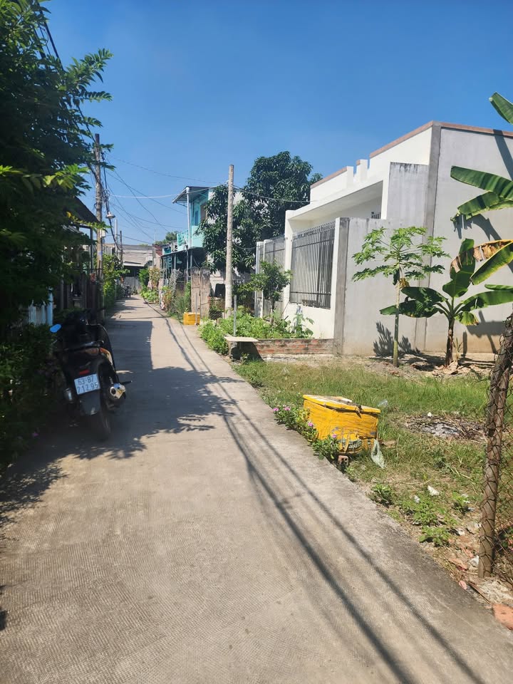 Đất thổ cư Hưng Long Bình Chánh 115m² giá 2.2 tỷ - Đường xe ô tô vào tận nơi!