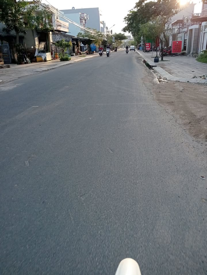 Đất mặt tiền Võ Thị Sáu, Tuy Hòa 121m² giá 3 tỷ - Vị trí kinh doanh sầm uất!