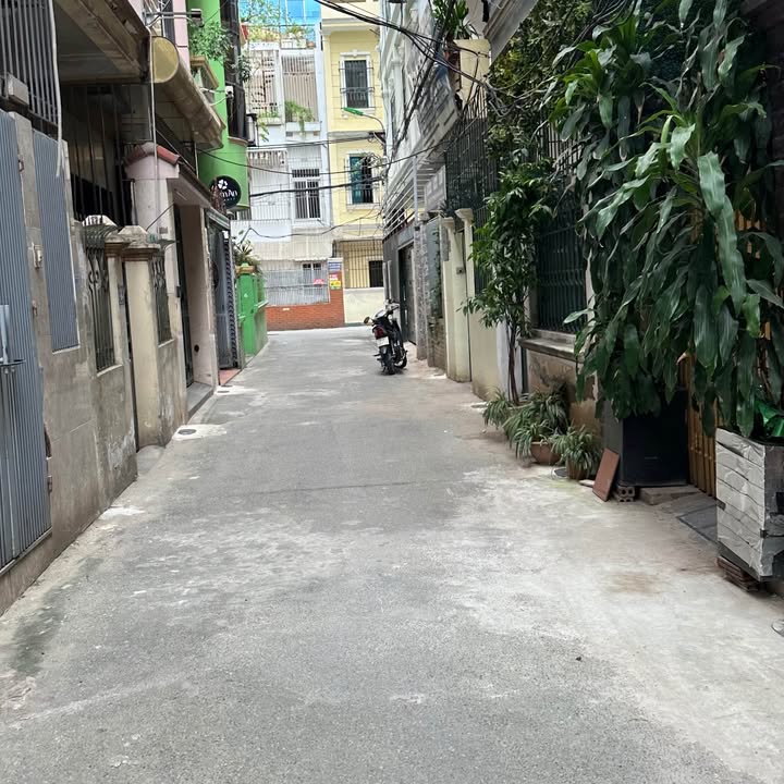 Nhà Cầu Diễn 54m² giá 8.2 tỷ - Lô góc, full nội thất, sẵn sàng ở ngay!