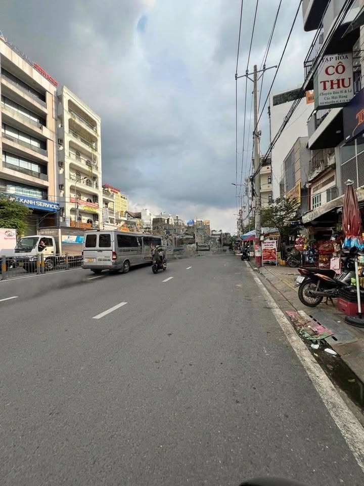 Mặt bằng kinh doanh cho thuê Nguyễn Xí, Bình Thạnh 40m² giá 10 triệu - Vị trí đắc địa, sẵn sàng kinh doanh!