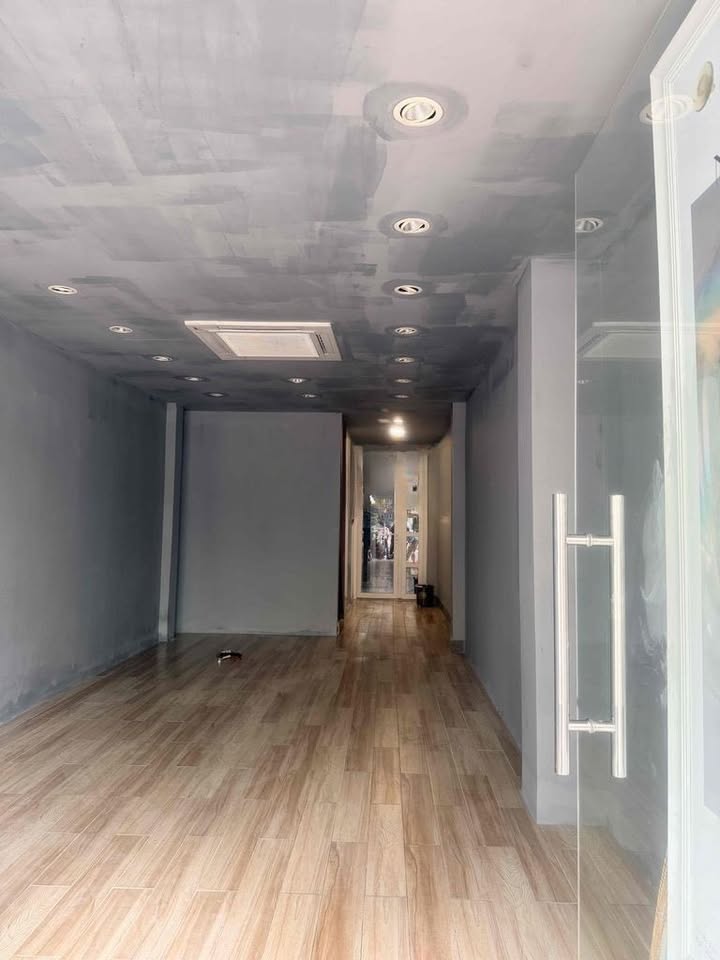 Cho thuê mặt bằng kinh doanh Lê Văn Duyệt, Bình Thạnh 88m² - Nội thất đầy đủ, phù hợp nhiều loại hình kinh doanh