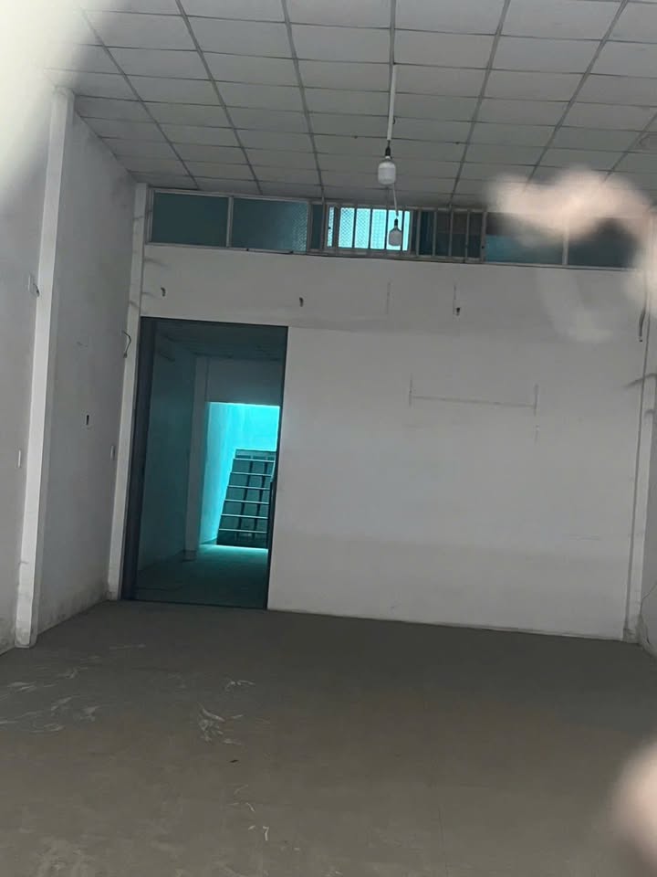 FrontHouse mặt tiền Liên Khu 4-5 Bình Tân 121m² - Kinh doanh sầm uất!