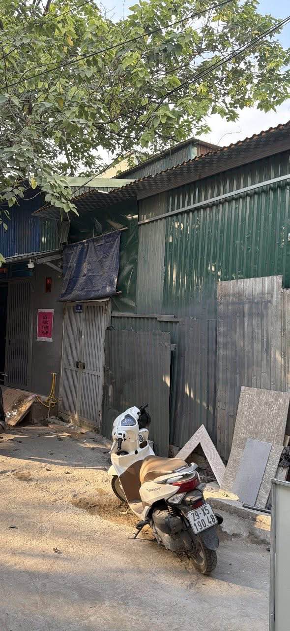 Nhà riêng 214 Nguyễn Xiển, Thanh Liệt, 42m² giá 1.6 tỷ - Sát bên tiện ích đồng bộ!