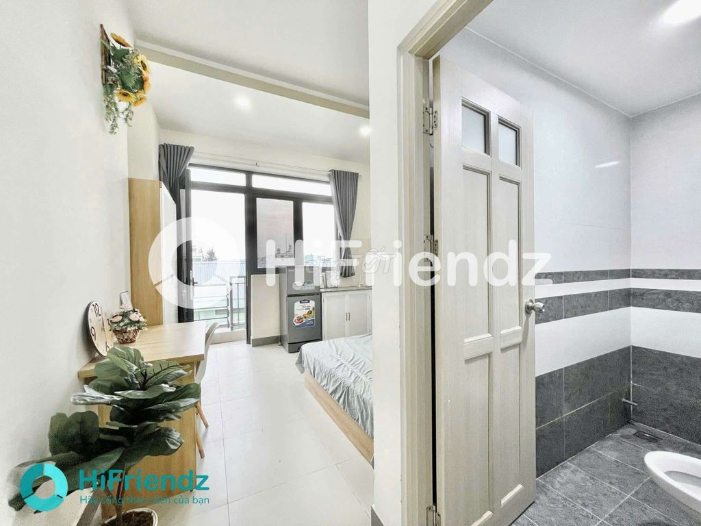 Căn hộ CHDV Bà Hom 28m² giá 3.3 triệu - Full nội thất, ban công riêng!