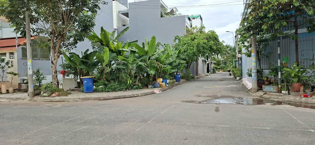 Đất lô góc 2 mặt tiền Nguyễn Duy Trinh 91,3m² giá 4,85 tỷ - Vị trí đắc địa, thông thoáng!