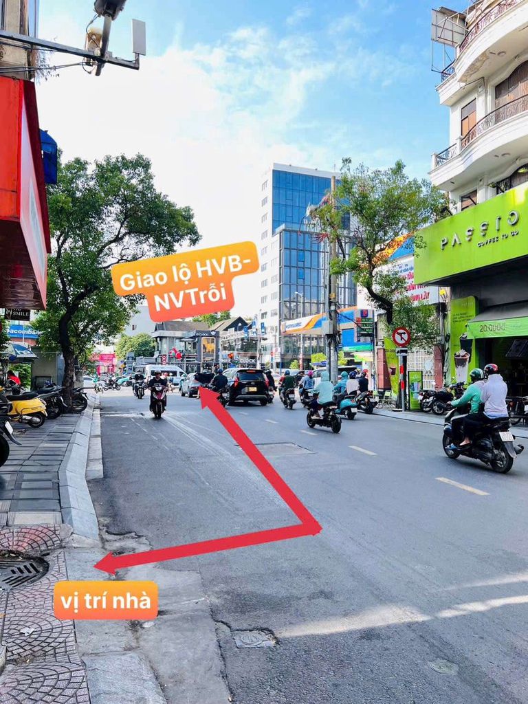 Nhà 5 phòng ngủ 4 tầng đường Huỳnh Văn Bánh, Phú Nhuận - Giá chỉ 4.95 tỷ!