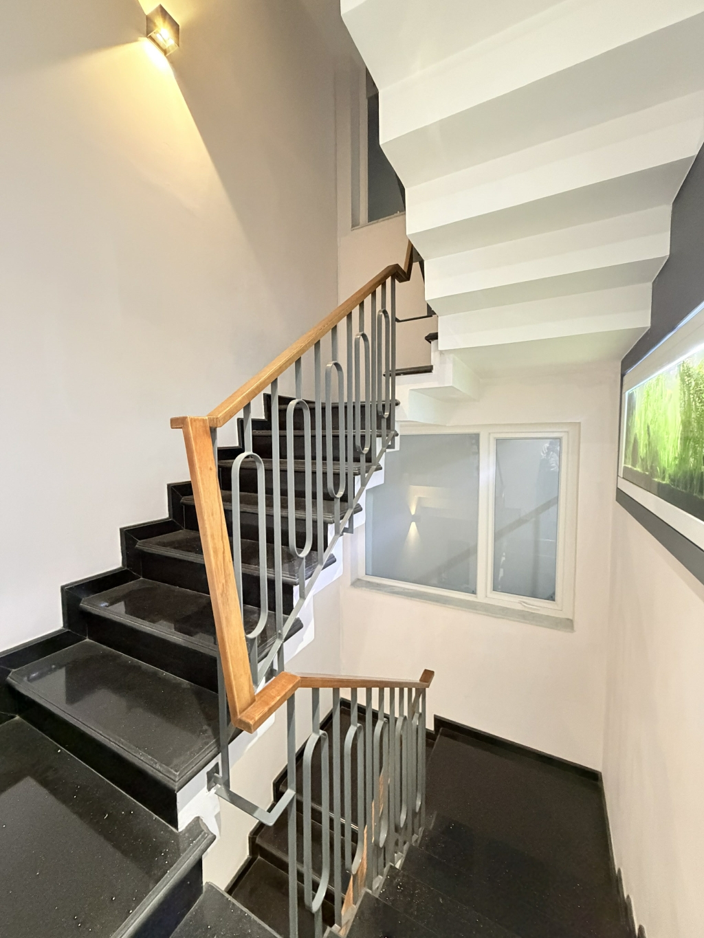 Biệt thự Hồ Văn Huê 114m² giá 45 tỷ - Thiết kế sang trọng với thang máy