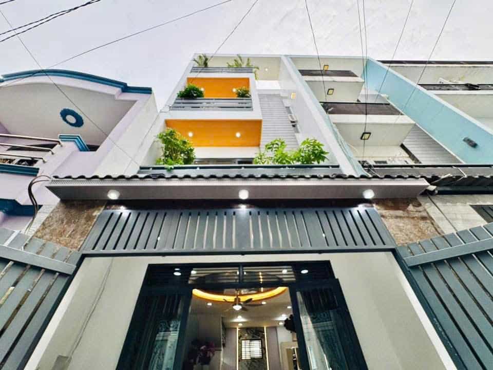 Nhà phố Tân Phú 37m² giá 1.85 tỷ - Hẻm ô tô, gần THPT Trần Phú!