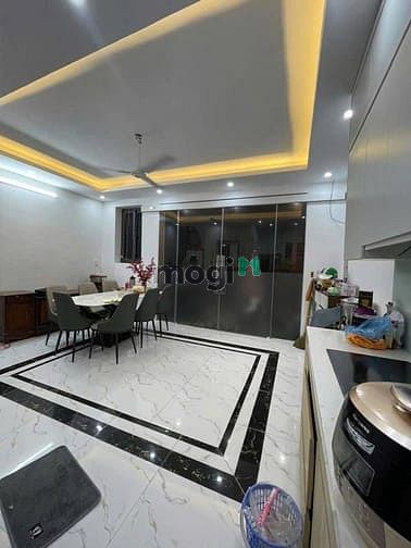 Nhà riêng đầu ngõ Trương Định, HBT 35m² giá 9 tỷ - Thiết kế hiện đại, sẵn sàng ở ngay!