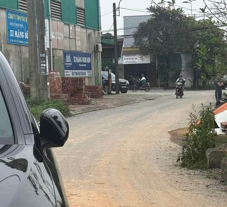 Bán gấp FrontHouse mặt tiền đường Nguyễn Đăng Giai, Đức Ninh, 140m² chỉ 1.6 tỷ - Hướng Đông Bắc