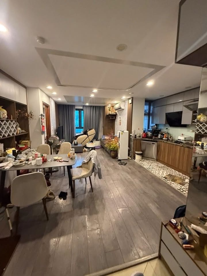 Căn hộ chung cư Thành Phố Giao Lưu Bắc Từ Liêm 76m² giá 6.23 tỷ - Full nội thất, thoáng sáng!