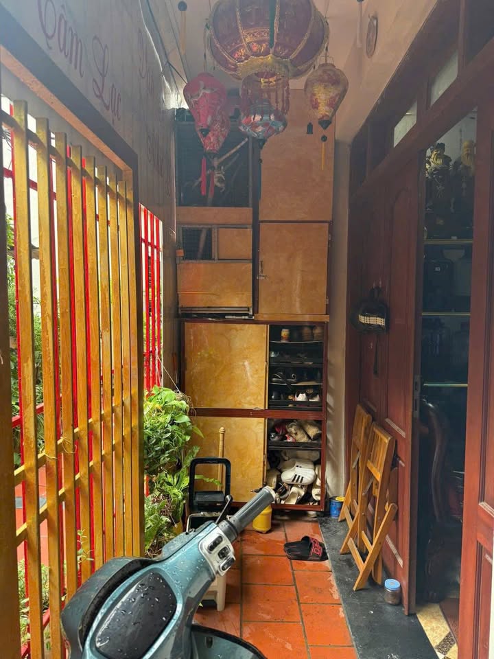 Nhà riêng Lĩnh Nam 21m² giá 2.95 tỷ - Sổ đỏ chính chủ, sẵn sàng vào ở!