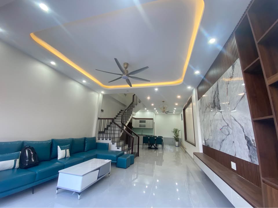Nhà 3 tầng tại Hạc Thành, Thanh Hóa 63m² giá 4.65 tỷ - Thiết kế hiện đại, ô tô đỗ cửa!