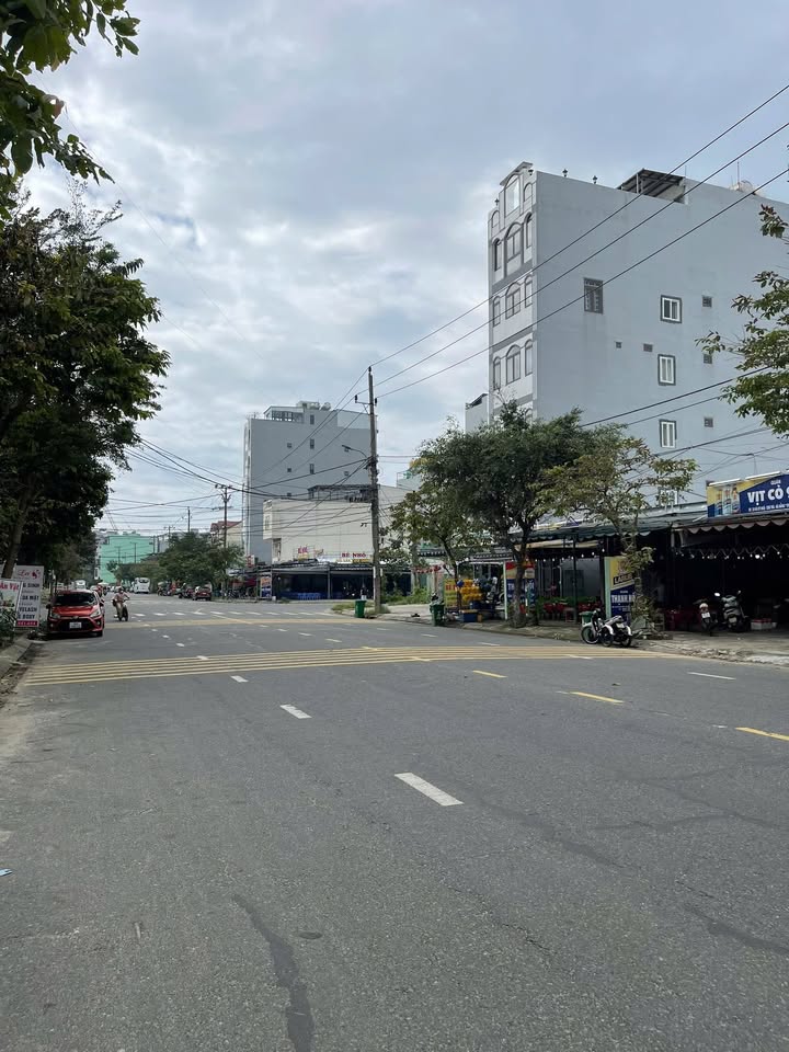 Đất nền Mân Thái Đà Nẵng 185m² giá 38 tỷ - Cách bãi tắm chỉ 300m!