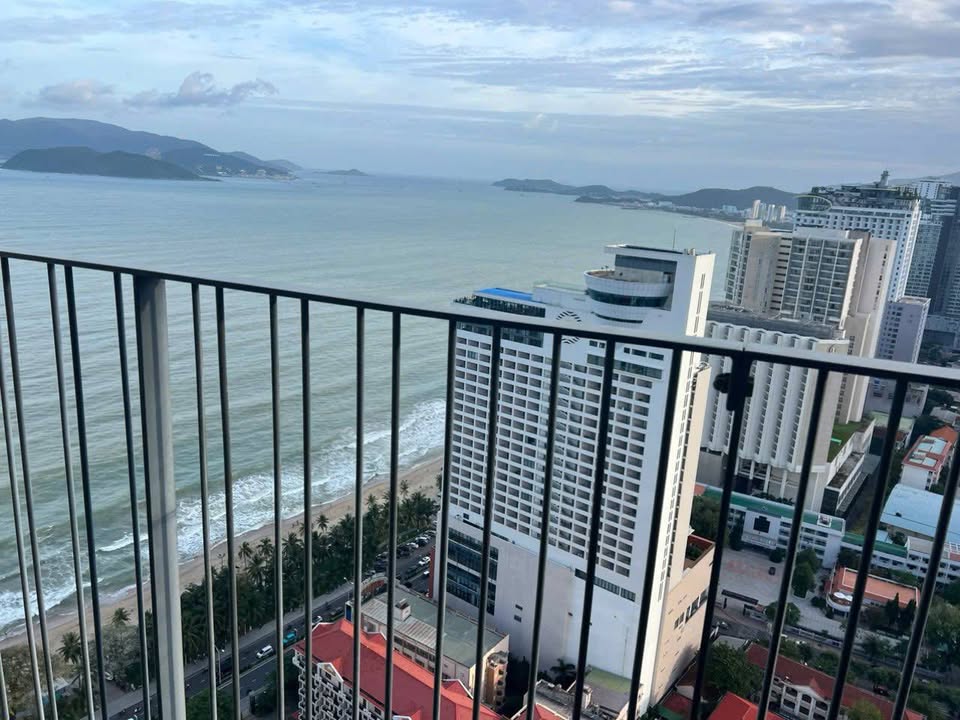 Căn hộ cho thuê GoldCoast Residence Nha Trang 71m² giá 28 triệu - View biển và thành phố tuyệt đẹp!