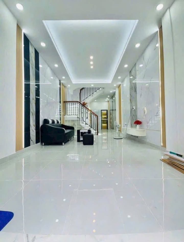 Nhà cho thuê đường Phạm Văn Bạch, quận Tân Bình - 3PN, Full nội thất, chỉ 12 triệu