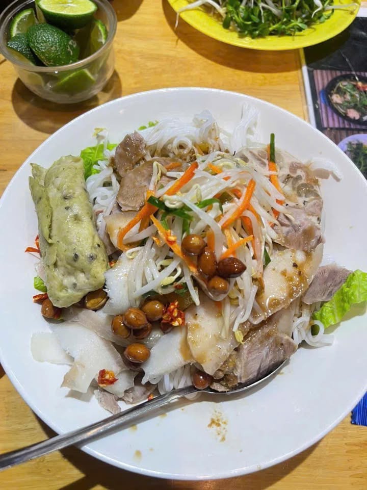 Đất thổ cư Bà Điểm 50m² giá 2.35 tỷ - Mặt tiền đường nhựa lớn, sẵn sàng đầu tư!