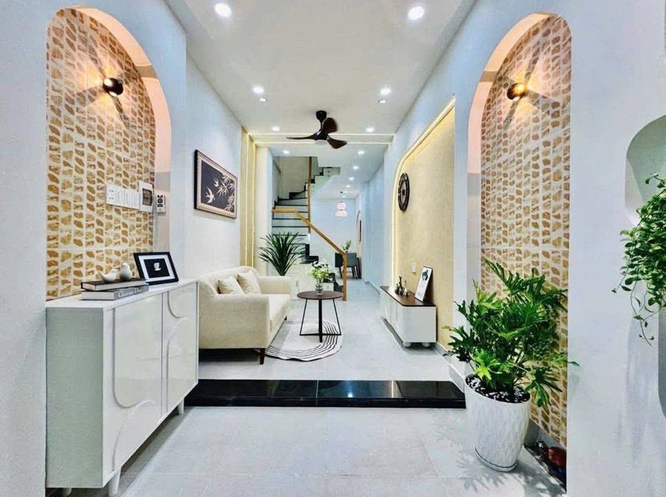 Đất nền quận 7, đường Huỳnh Tấn Phát, 90m² giá 5 tỷ - Pháp lý chuẩn, sổ hồng riêng!