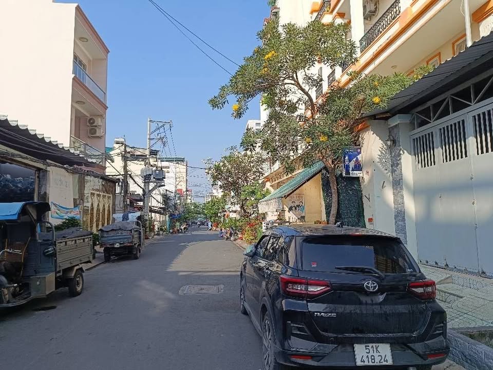 FrontHouse đường 53 Tân Thuận Q7 92m² giá 13.8 tỷ - Mặt tiền kinh doanh sầm uất!