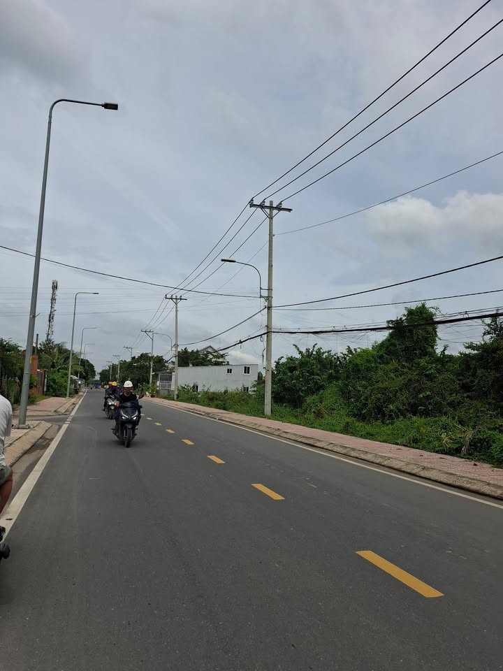 Đất sinh thái vườn Long Phước 1000m² giá 20 tỷ - Đầu tư lý tưởng!