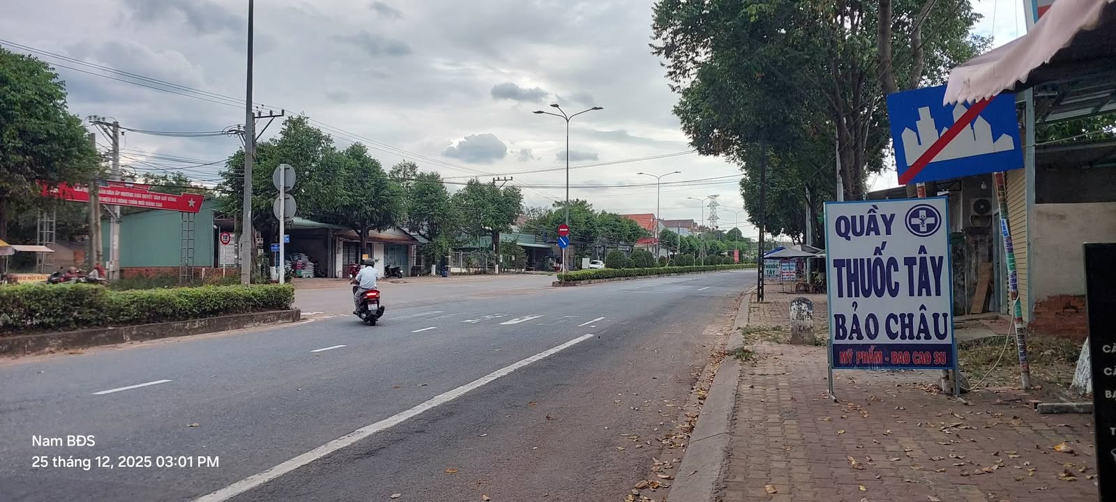 Đất nền Bến Cát 250m² giá 1.33 tỷ - Địa thế thuận lợi cho xây dựng!