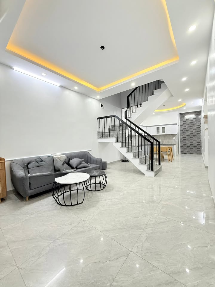 Nhà phố Chợ Hàng, Hải Phòng 48m² giá 3.29 tỷ - Cơ hội hiếm có không thể bỏ lỡ!