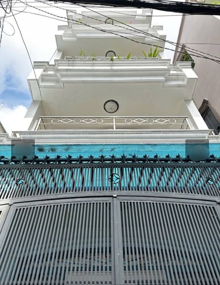 Nhà riêng Quận 3, 68m² giá 13.5 tỷ - Đầu tư sinh lời ổn định!