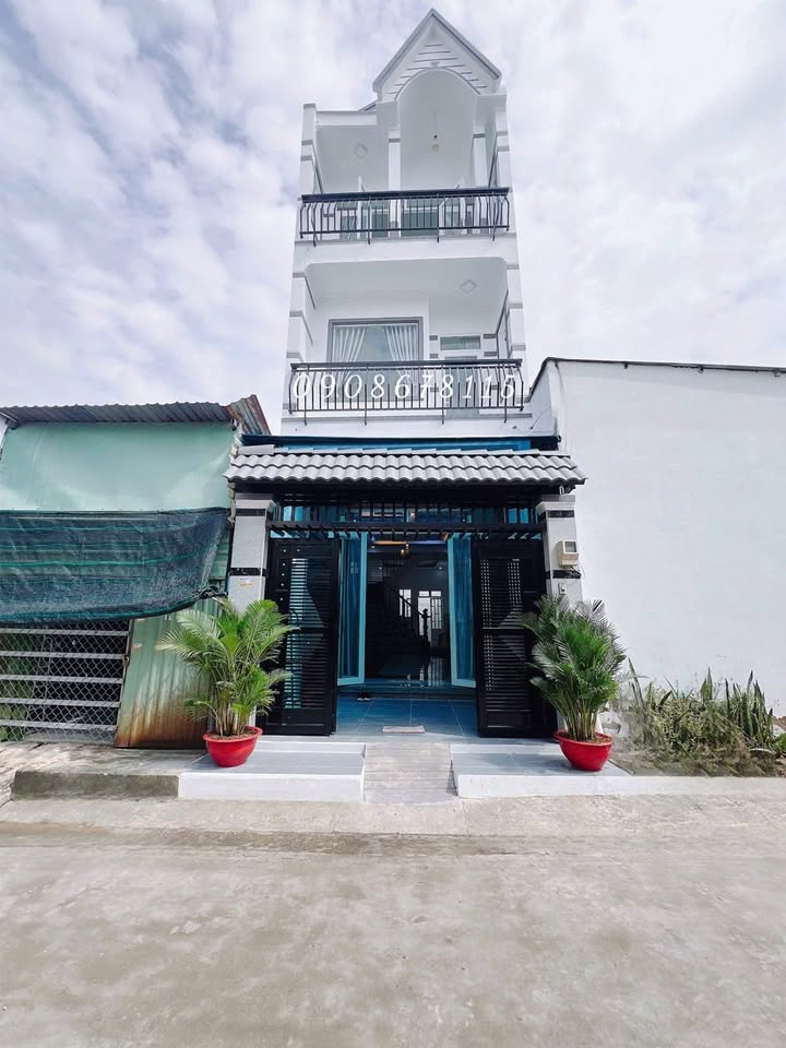 Nhà phố Lê Văn Lương Quận 7 72m² giá 5.5 tỷ - Chính chủ, sổ hồng riêng!