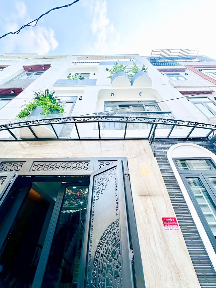 Nhà phố Gò Vấp 42.35m² giá 6.55 tỷ - Nội thất đầy đủ, chỉ việc dọn vào ở!