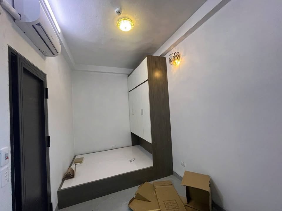 Căn hộ cho thuê Trần Đại Nghĩa, Hai Bà Trưng - 4 triệu/tháng, Full nội thất, cửa sổ thoáng