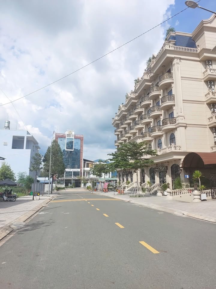 Nhà bán tại đường Nguyễn Văn Bạch, phường 3, Tây Ninh 150m² - Sẵn sàng vào ở ngay!