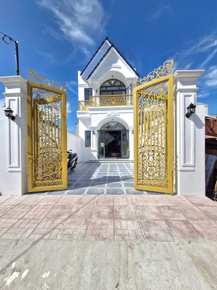 Nhà riêng Hòa Thành Tây Ninh 115m² giá 2.5 tỷ - Sẵn sàng ở ngay!