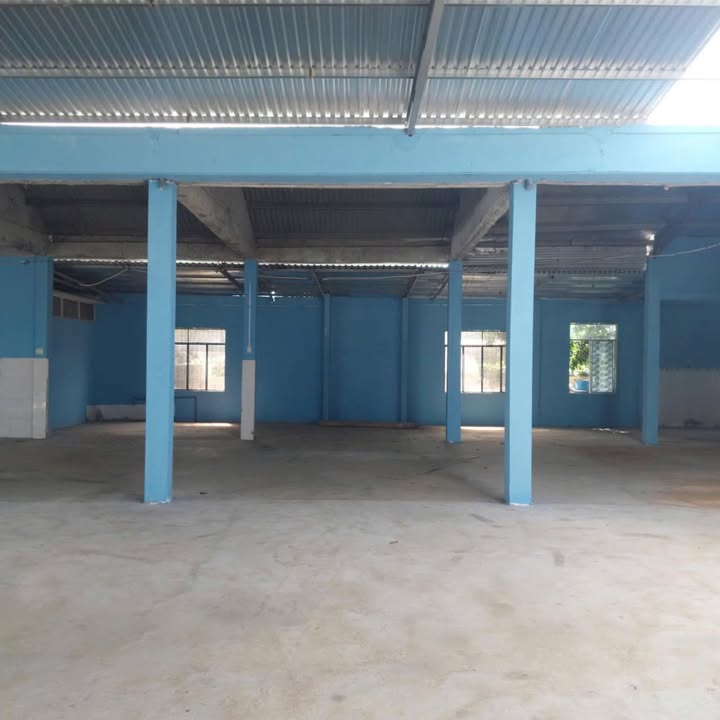 Kho cho thuê trong KCN Quảng Phú 420m² giá 10 triệu - Diện tích rộng rãi, xe container vào tận nơi!