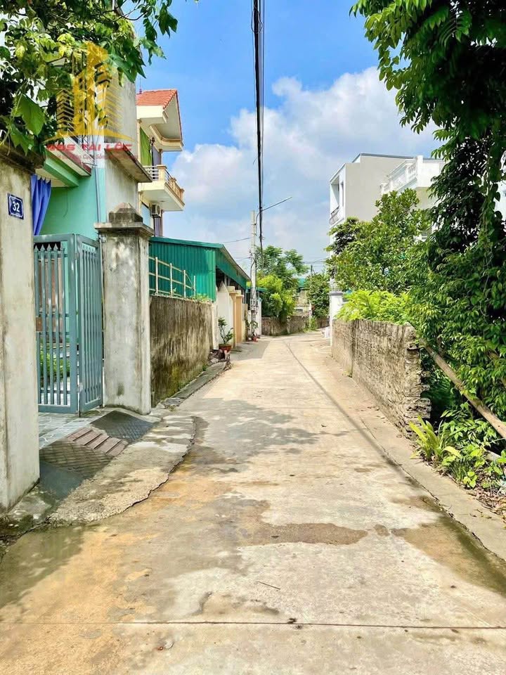 Đất Ninh Tiến, Hoa Lư 68m² giá 3 tỷ - Gần trường học, tiện ích đầy đủ!