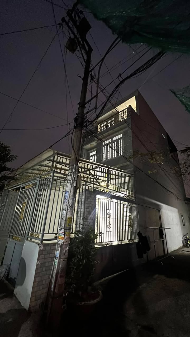 Nhà mặt tiền số 11, quận Bình Tân, 95m² giá 5 tỷ - Sổ hồng chính chủ, nở hậu tài lộc