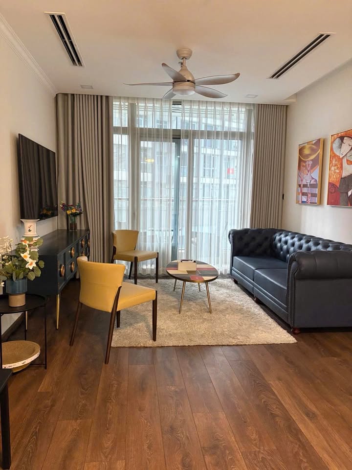 Căn hộ Vinhomes Central Park quận Bình Thạnh 112m² giá 15.2 tỷ - Nội thất hiện đại, view công viên