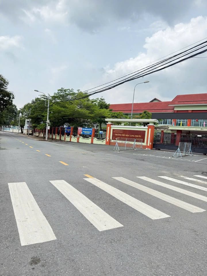 Nhà riêng Thủ Đức 60m² giá 1.06 tỷ - Bán nhanh trong tuần!