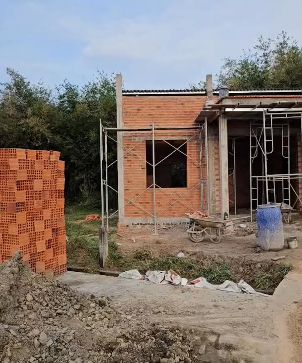 Nhà mới xây 1/ Nguyễn Văn Khạ, xã Tân An Hội, Củ Chi 150m² giá 2.9 tỷ - Thiết kế hiện đại, yên tĩnh!